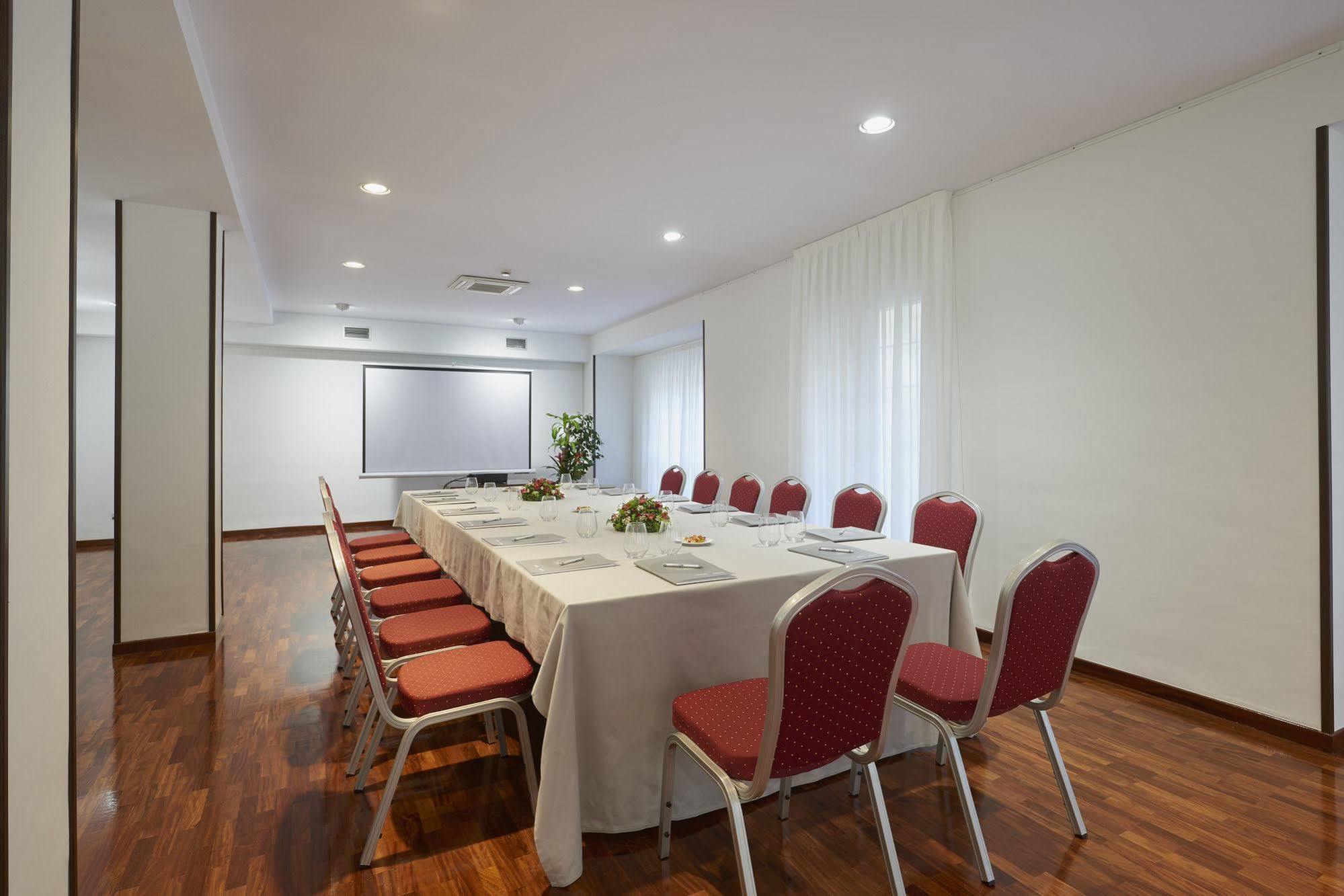 Hotel 40 Nudos Aviles Exterior photo